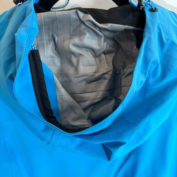 LAND’S END Sz XL Petite Zip Up Venting Drawstrings Hooded Windbreaker Jacket - Picture 11 of 14